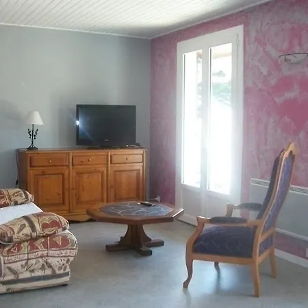 8 * Brétignolles-sur-Mer